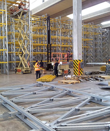 montaggio-scaffalature-2